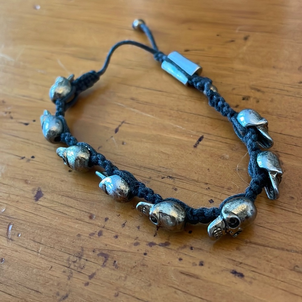 Skull bracelet